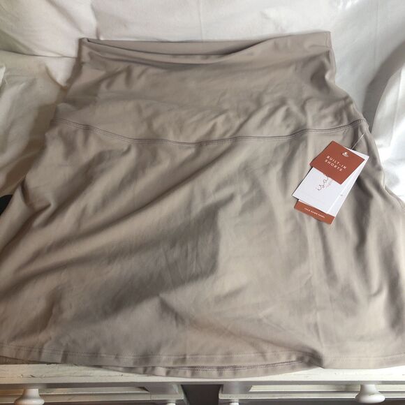 Isabel Maternity Skort Athletic Built-In Shorts Over Tummy Taupe Sz L NWT - Picture 5 of 9